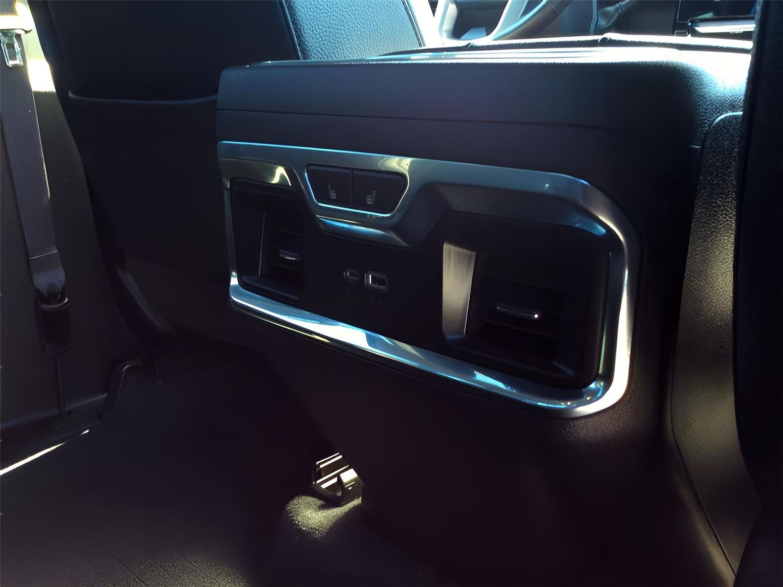 2024 GMC Sierra 3500HD Denali