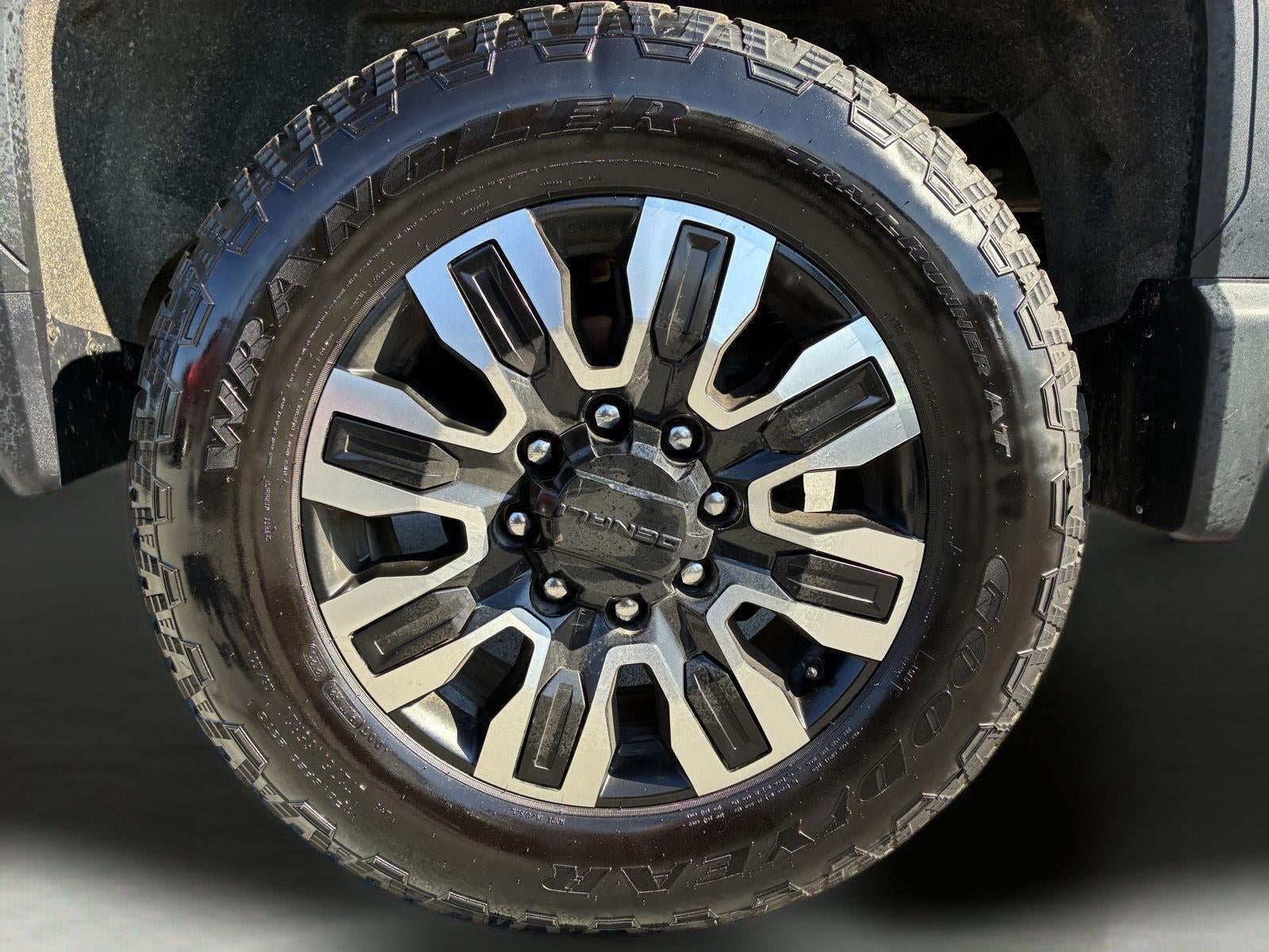 2025 GMC Sierra 2500HD Denali Ultimate