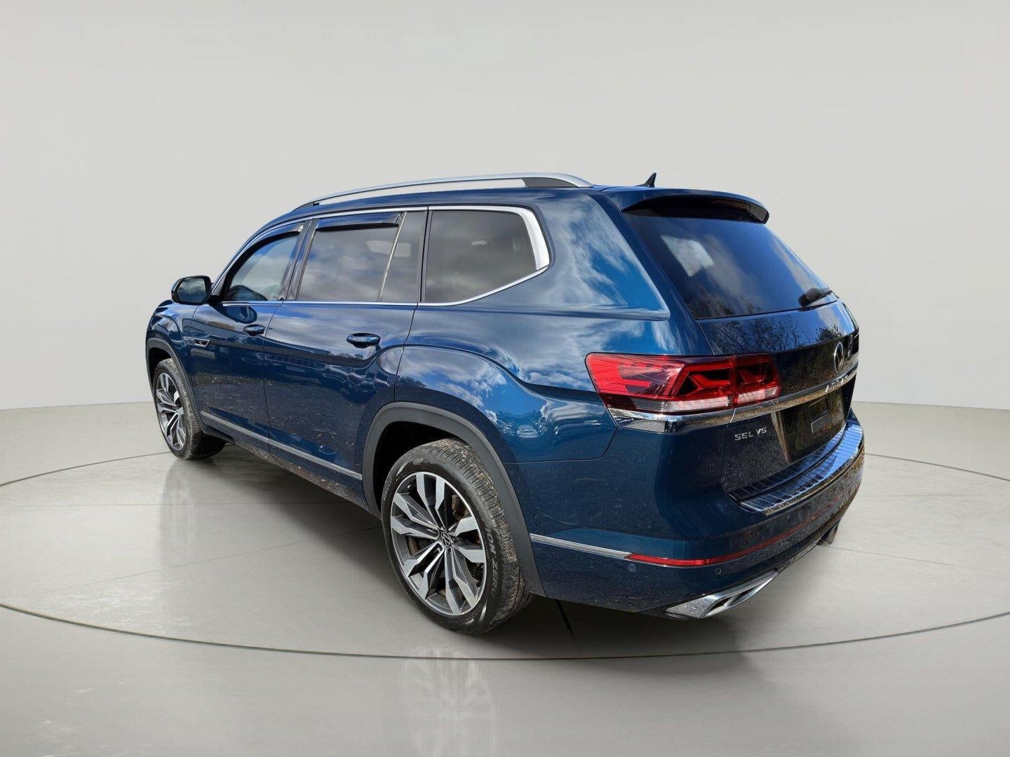 2022 Volkswagen Atlas 3.6L V6 SEL Premium R-Line