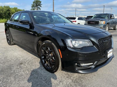 2023 Chrysler 300 Touring L