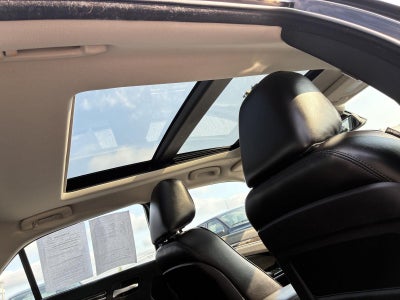 2023 Chrysler 300 Touring L
