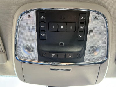 2023 Chrysler 300 Touring L