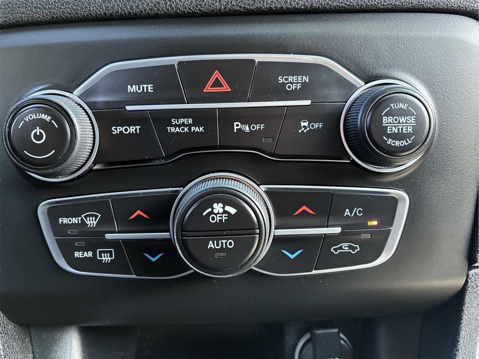 2021 Dodge Charger SXT