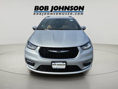 2023 Chrysler Pacifica Hybrid Pinnacle