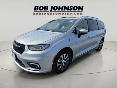 2023 Chrysler Pacifica Hybrid Pinnacle
