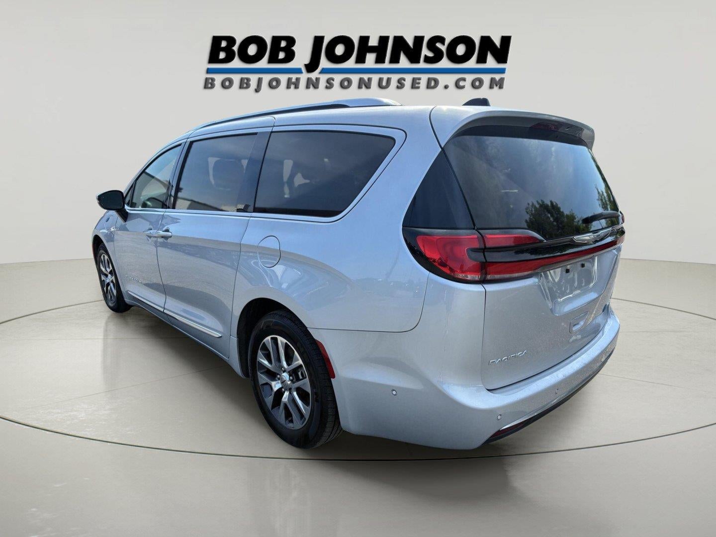 2023 Chrysler Pacifica Hybrid Pinnacle
