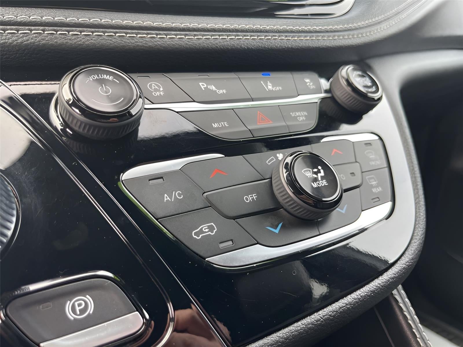 2024 Chrysler Pacifica Limited