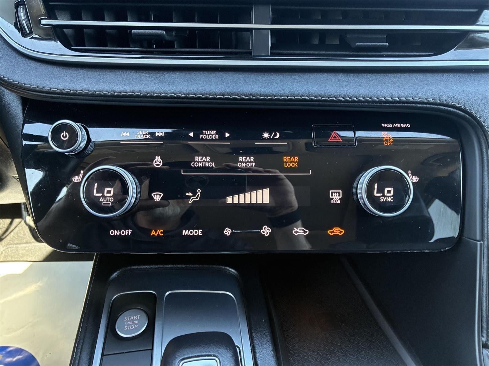 2024 INFINITI QX60 LUXE