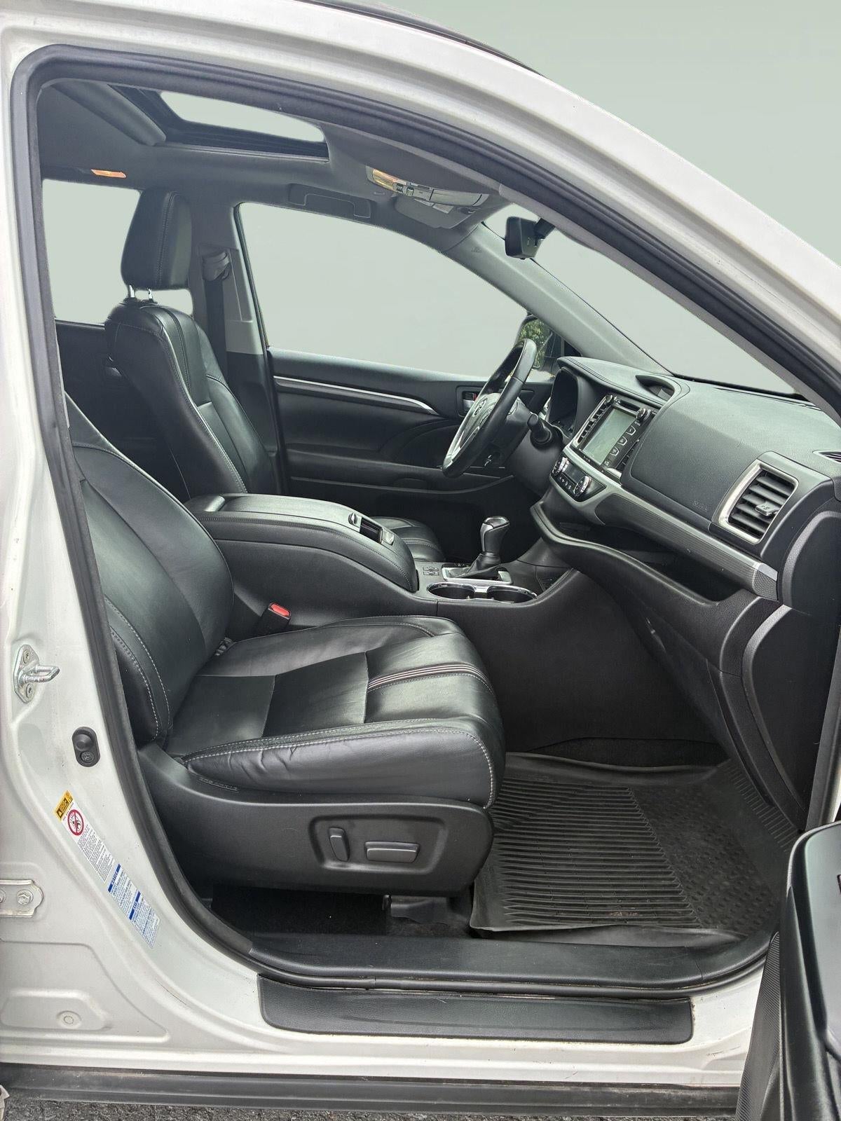 2018 Toyota Highlander SE