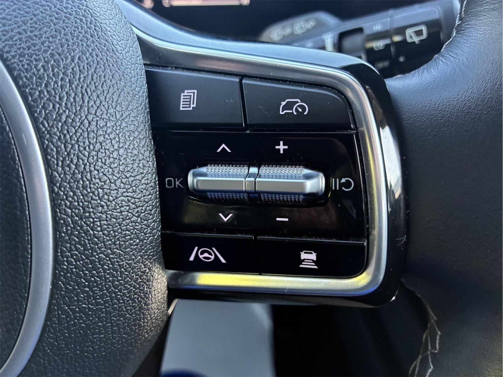 2025 Kia Sorento X-Line EX