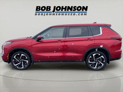 2022 Mitsubishi Outlander ES