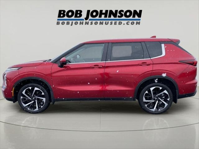 2022 Mitsubishi Outlander ES