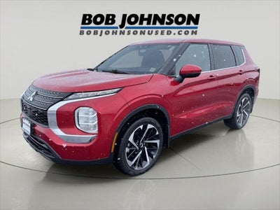 2022 Mitsubishi Outlander ES