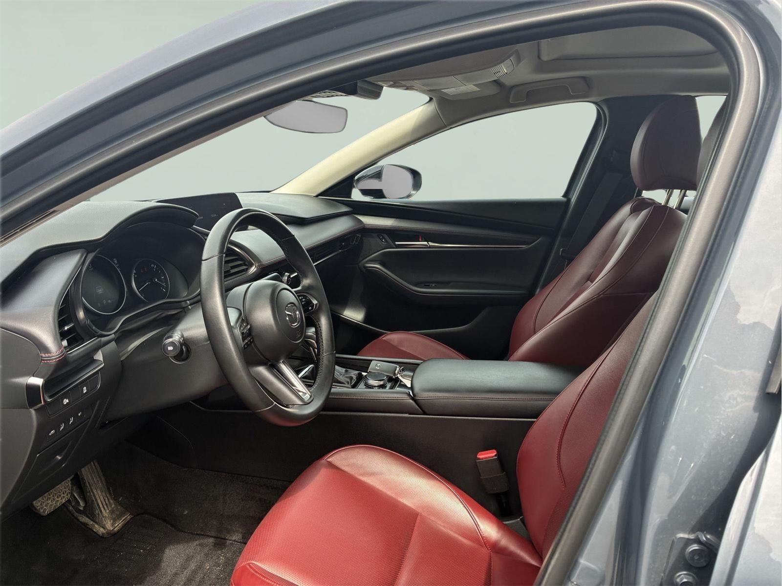 2025 Mazda Mazda3 Sedan 2.5 S Carbon Edition