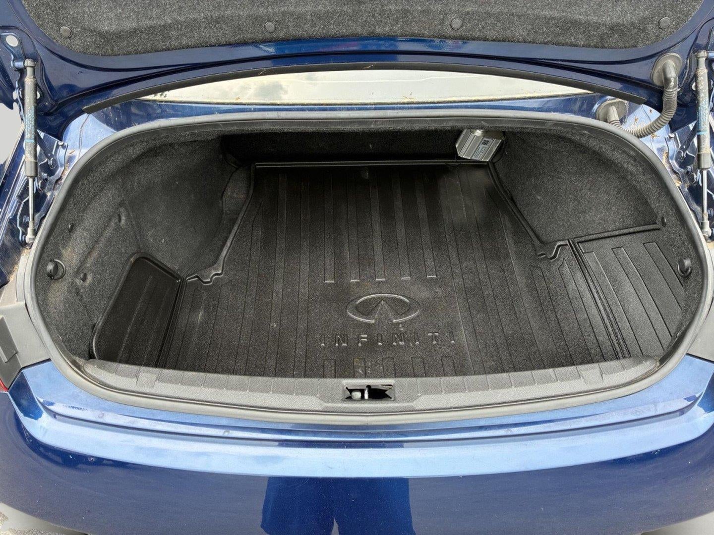 2018 INFINITI Q60 3.0t LUXE