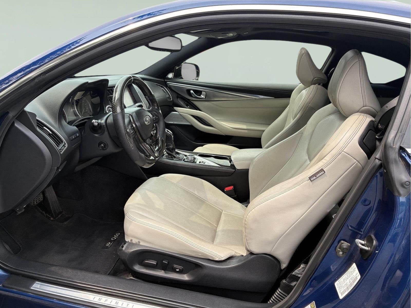 2018 INFINITI Q60 3.0t LUXE