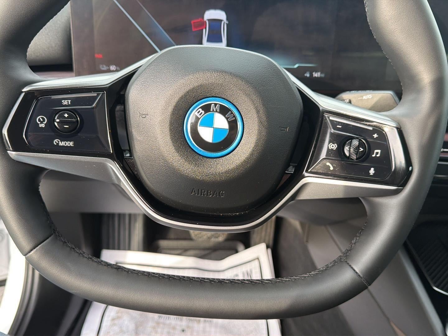 2025 BMW i5 xDrive40