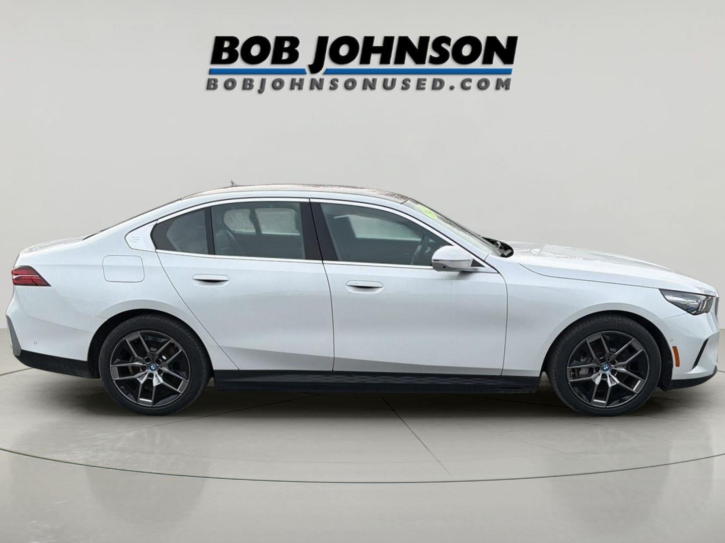 2025 BMW i5 xDrive40