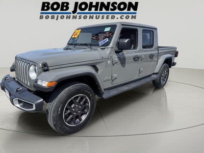 2023 Jeep Gladiator Overland
