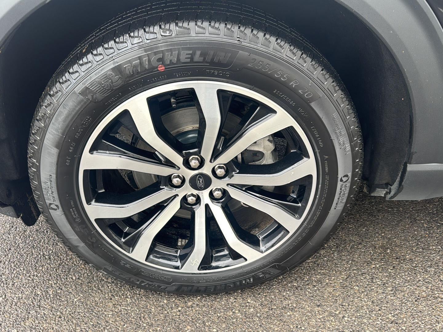 2022 Ford Explorer ST-Line 4WD