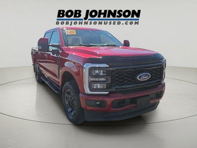 2023 Ford Super Duty F-350 Lariat