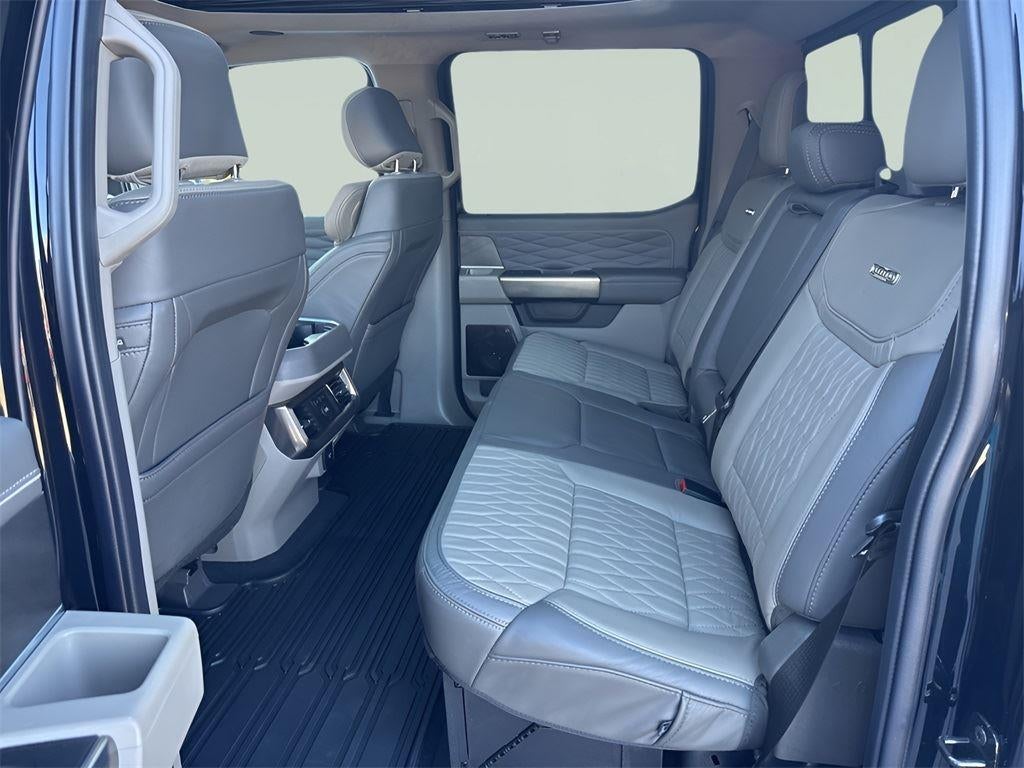 2025 Ford Super Duty F-350 SRW Platinum