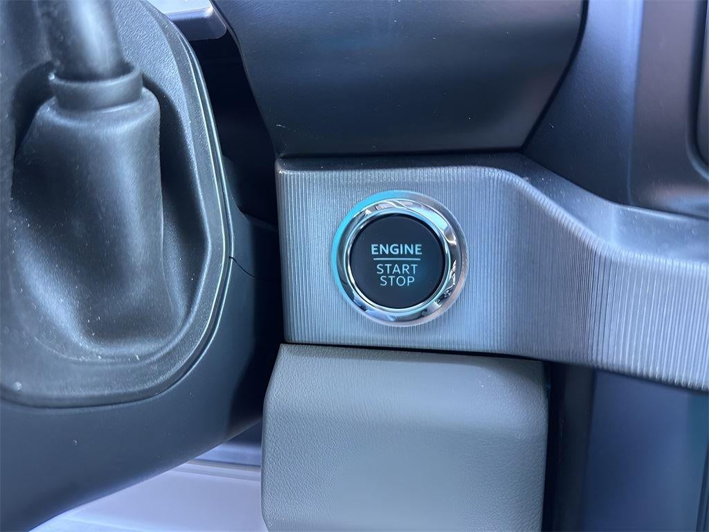 2025 Ford Super Duty F-350 SRW Platinum