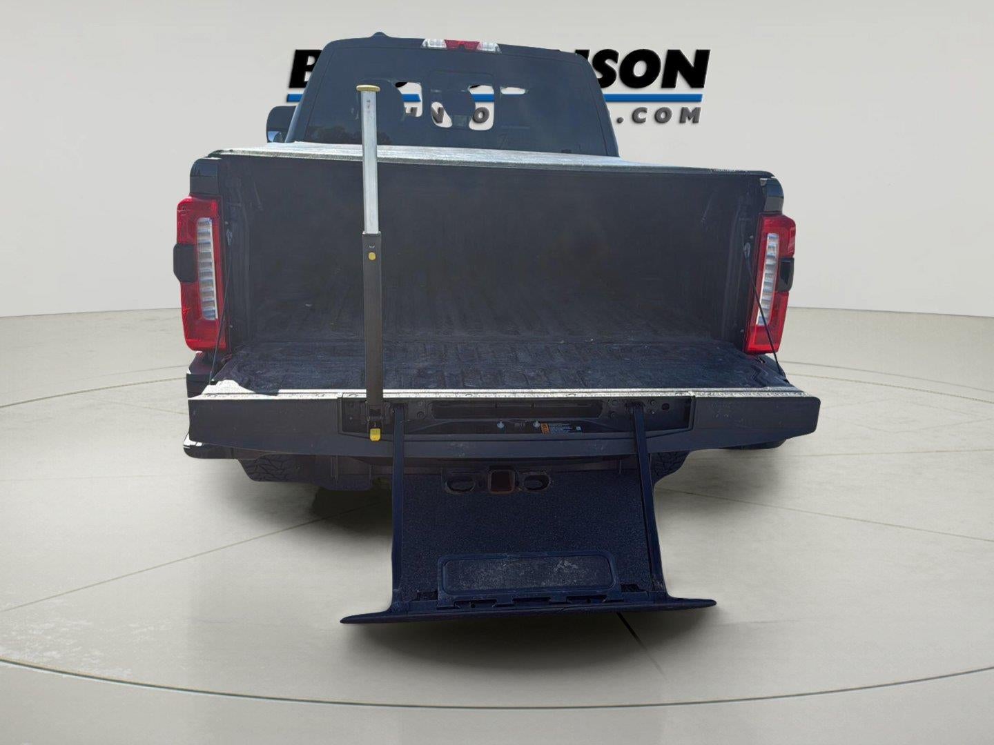 2023 Ford Super Duty F-350 Lariat
