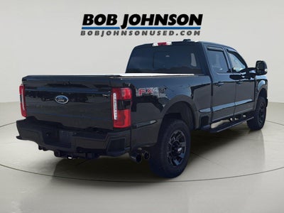 2023 Ford Super Duty F-350 Lariat