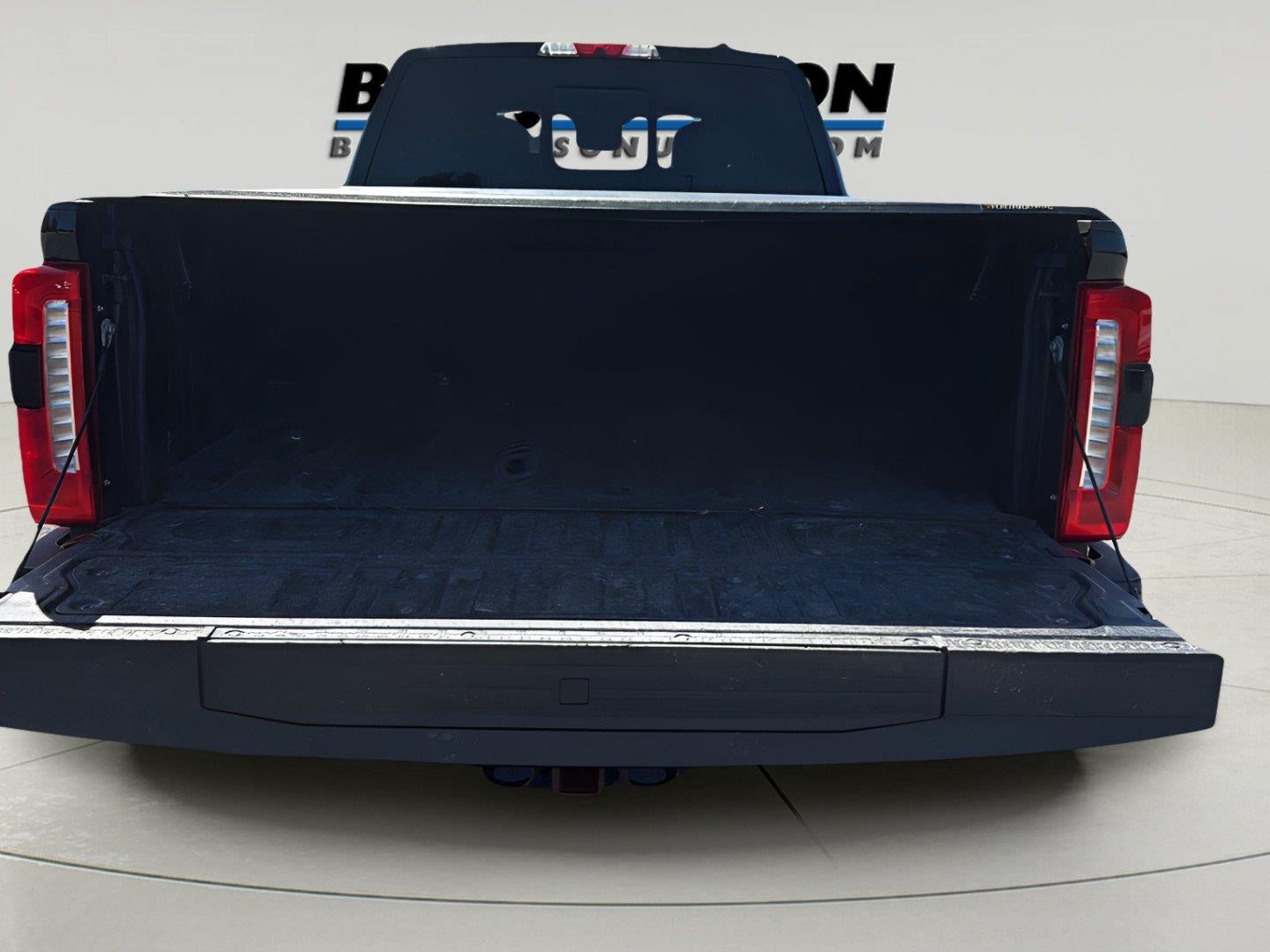 2023 Ford Super Duty F-350 Lariat