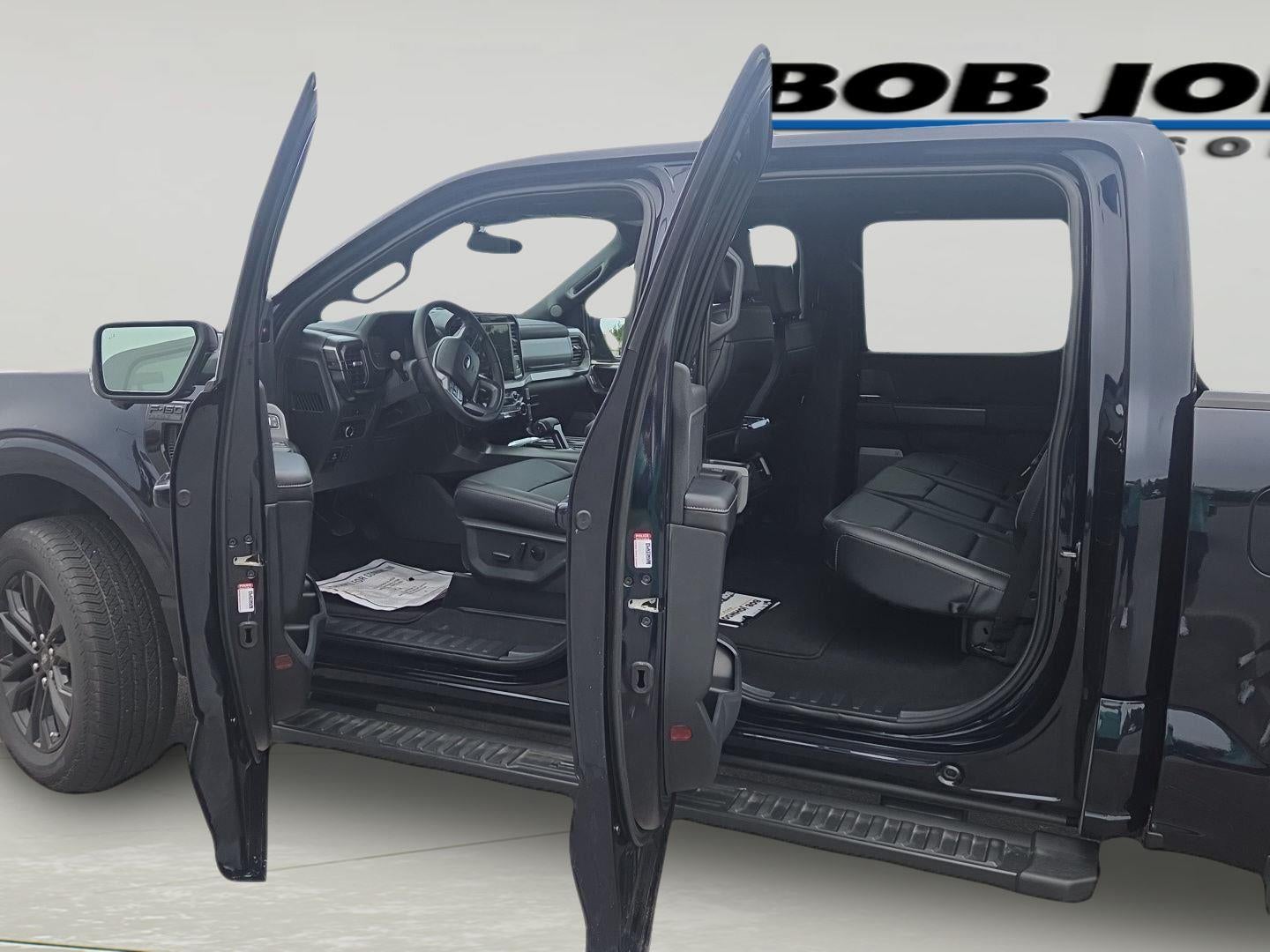 2026 Ford F-150 LARIAT 4WD SuperCrew 5.5' Box
