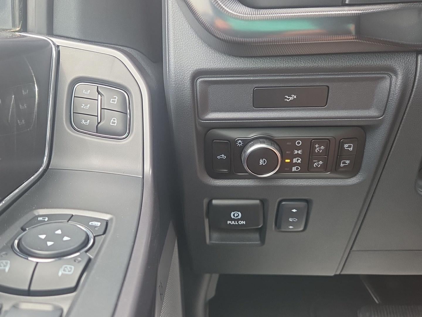 2026 Ford F-150 LARIAT 4WD SuperCrew 5.5' Box