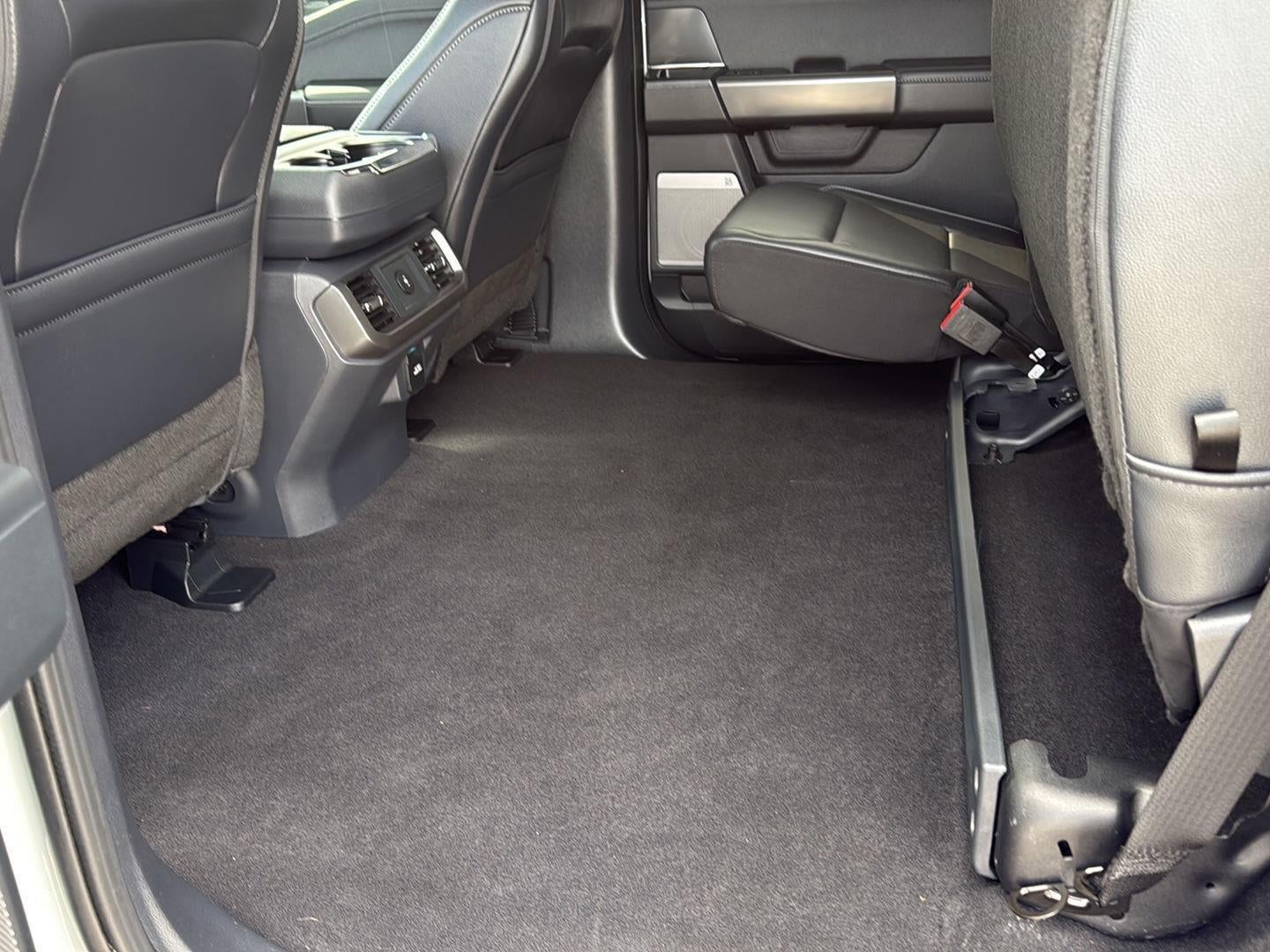 2025 Ford F-150 LARIAT 4WD SuperCrew 5.5' Box