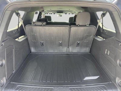 2025 Chevrolet Suburban LS