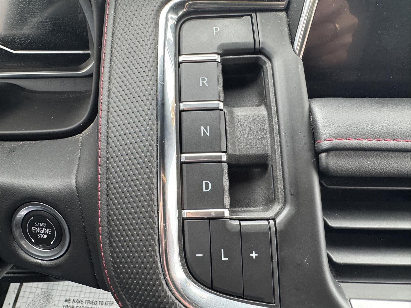 2022 Chevrolet Suburban RST