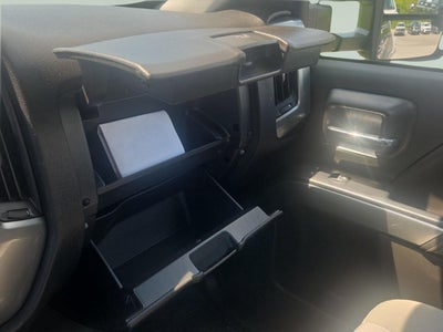 2022 Chevrolet Silverado MD LT