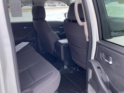 2023 Nissan Frontier SV