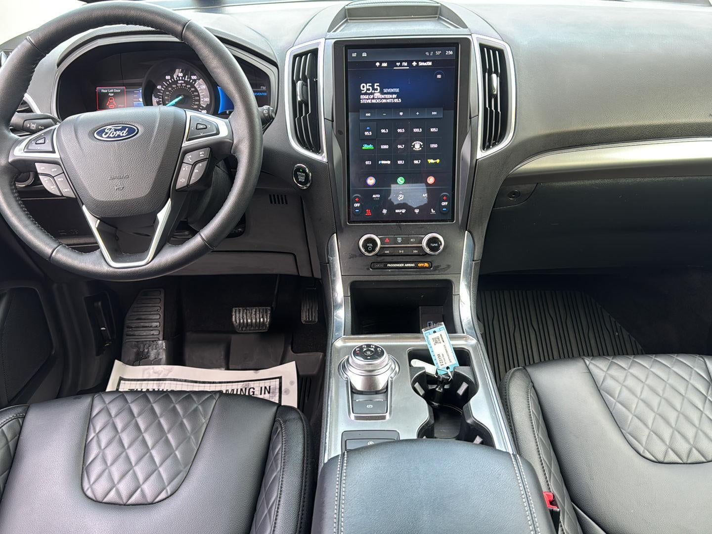 2024 Ford Edge Titanium