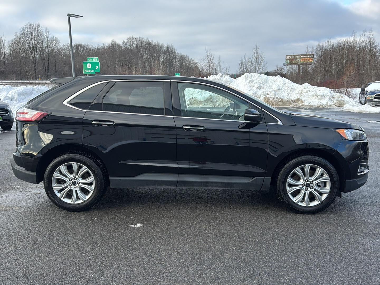 2024 Ford Edge Titanium