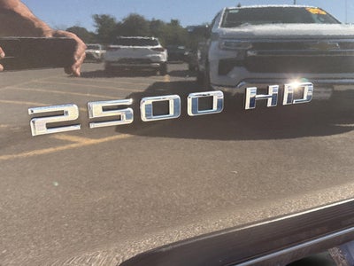 2022 Chevrolet Silverado 2500Hd Custom