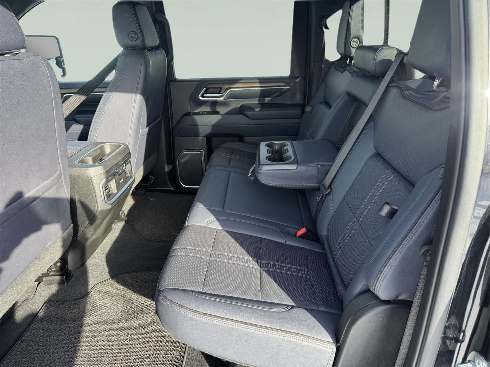 2024 Chevrolet Silverado 3500HD High Country