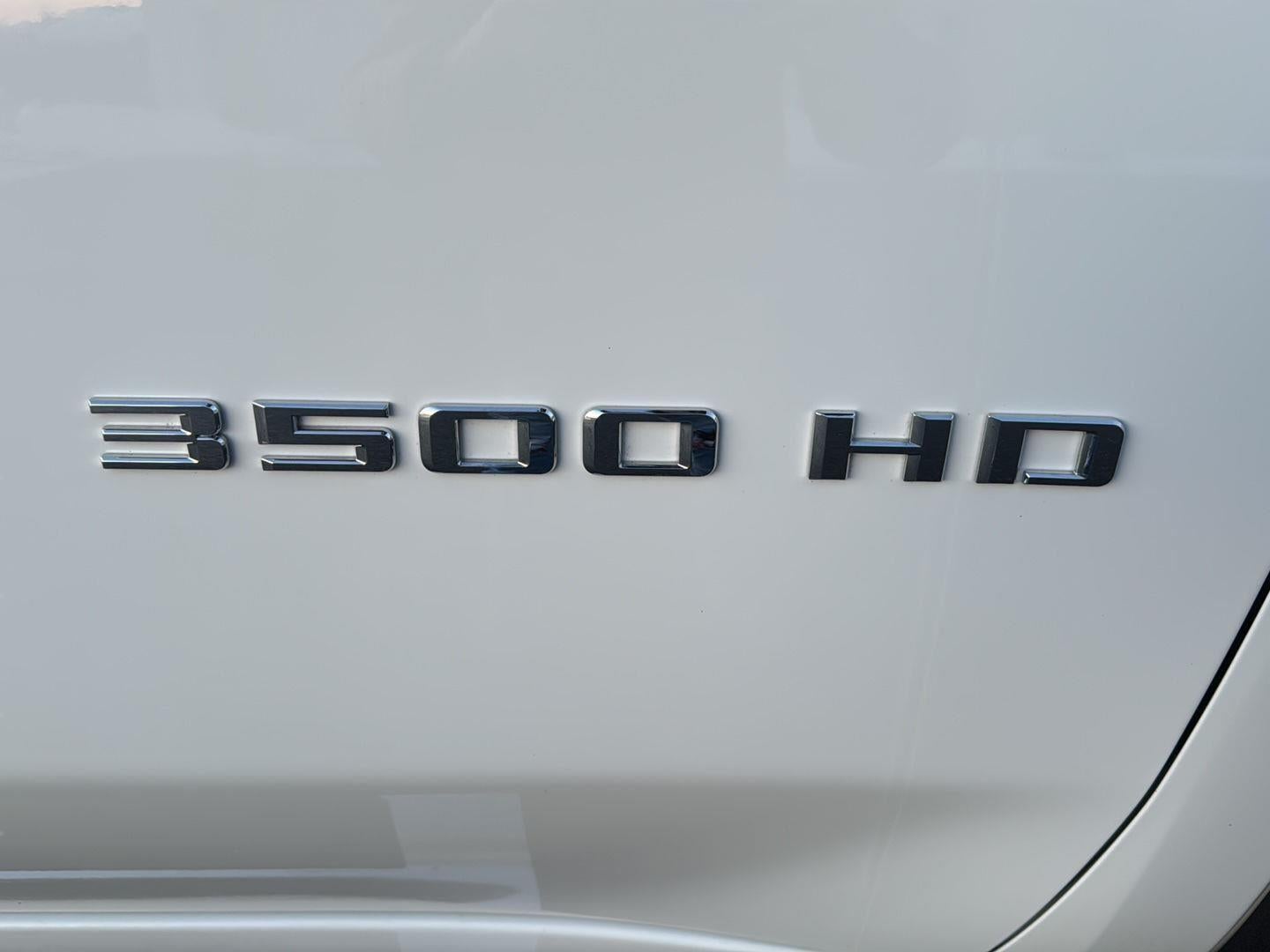 2023 Chevrolet Silverado 3500HD High Country