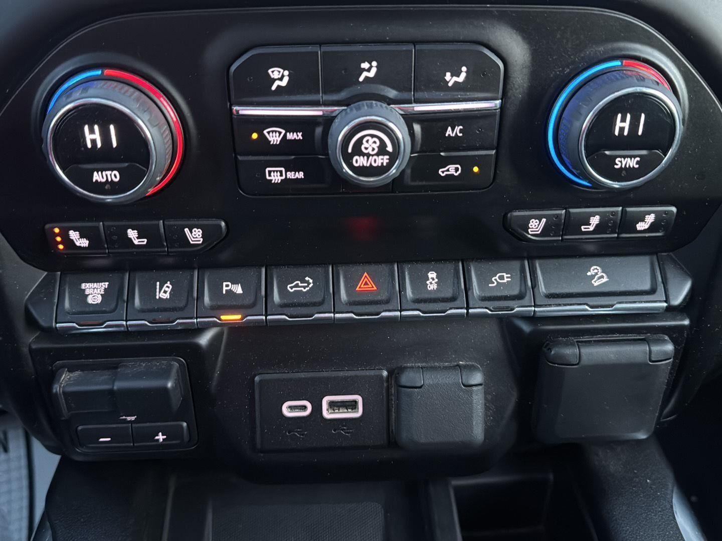 2023 Chevrolet Silverado 3500HD High Country