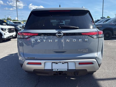 2022 Nissan Pathfinder Platinum
