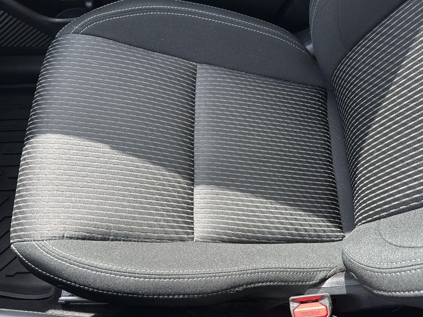 2024 Mitsubishi Outlander ES