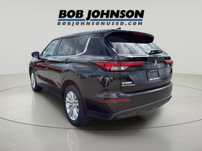 2024 Mitsubishi Outlander ES