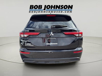 2024 Mitsubishi Outlander ES