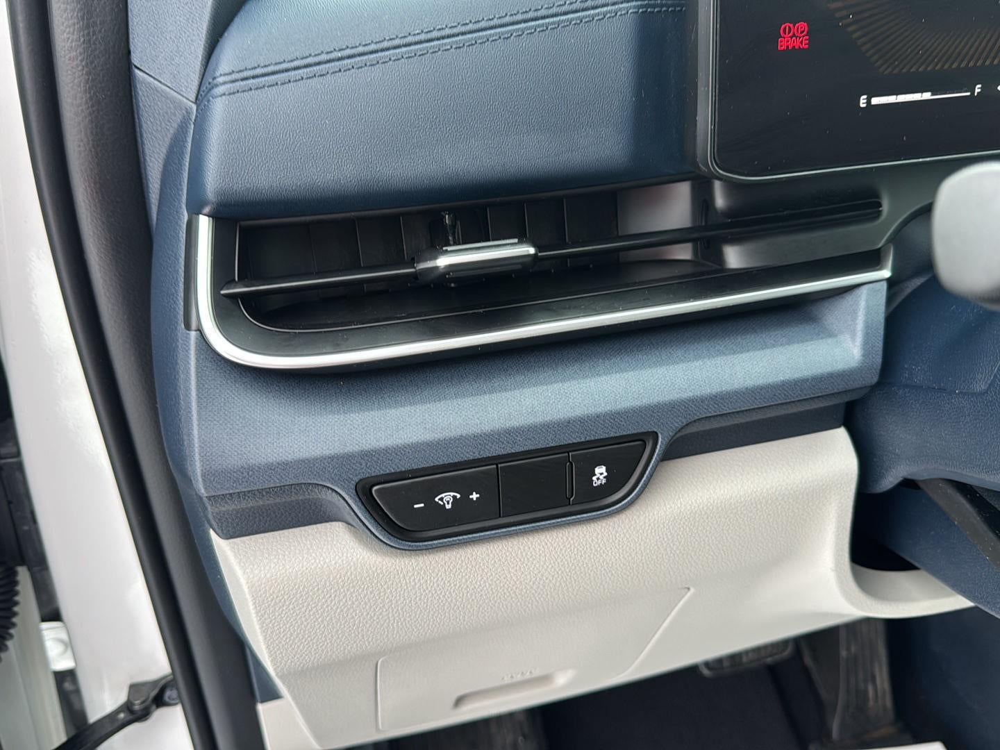 2025 Kia Carnival EX