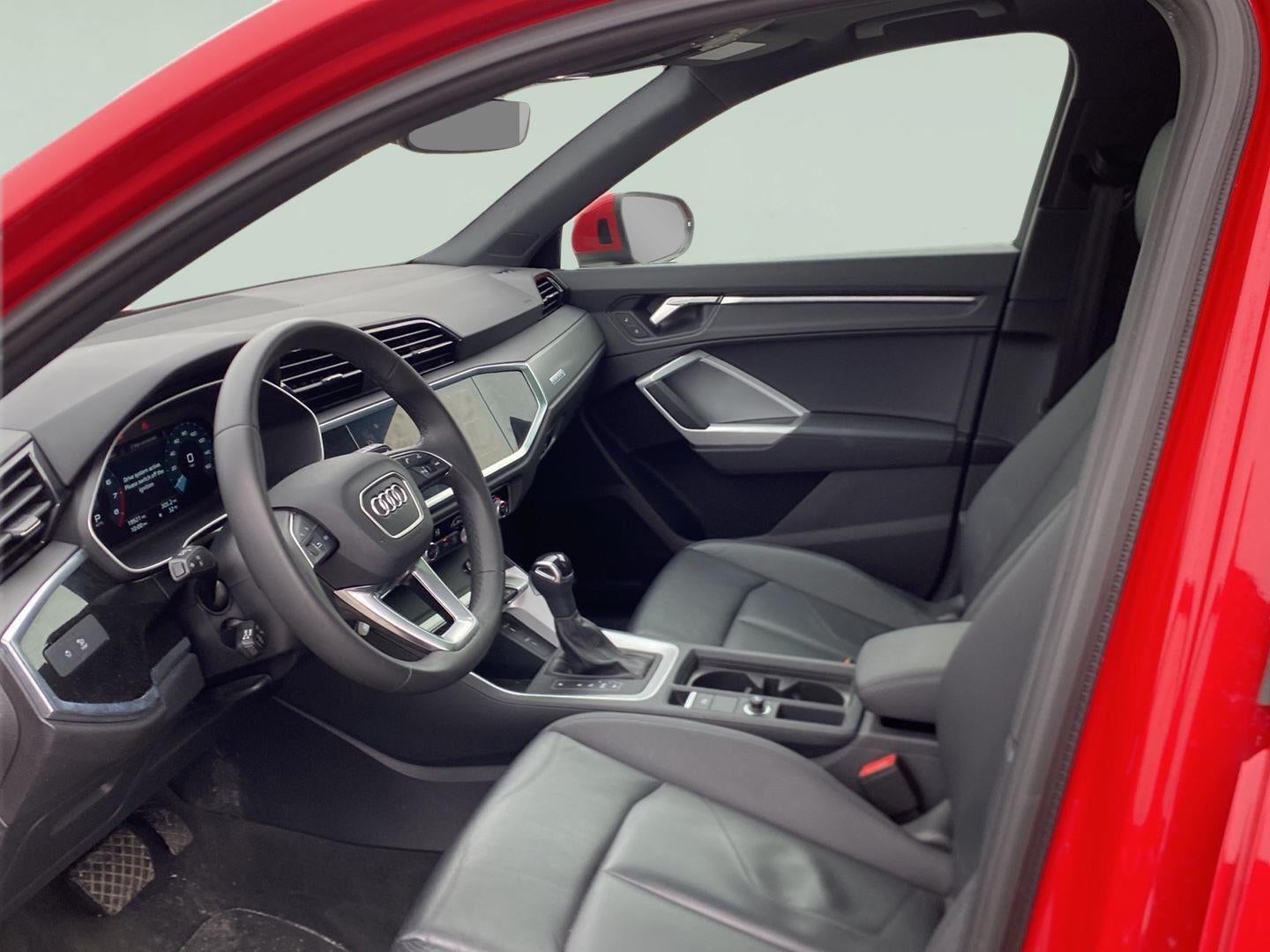 2025 Audi Q3 S line Premium