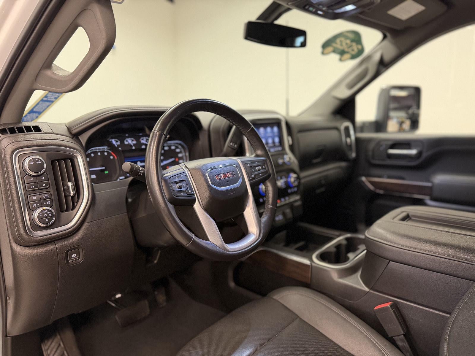 2022 GMC Sierra 2500HD SLT